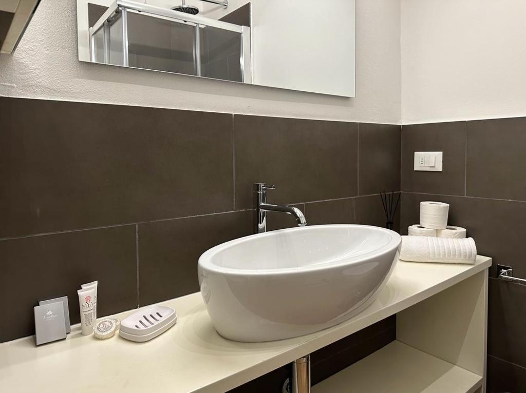 Apartamento Luxury Battisti Padua Exterior foto